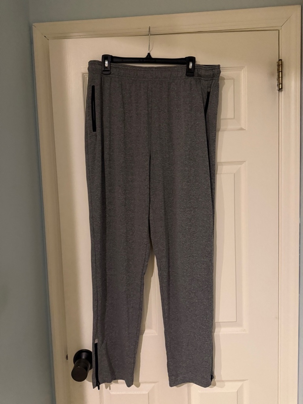 Reebok jogger Gray Pants with Logo